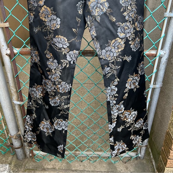 Cache Embellished Metallic Brocade Floral Pants 4 - Picture 11 of 15
